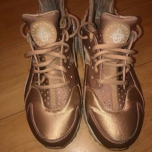 Nike Shoes - Women’s Huaraches Nike Shoes - Women’s Huaraches